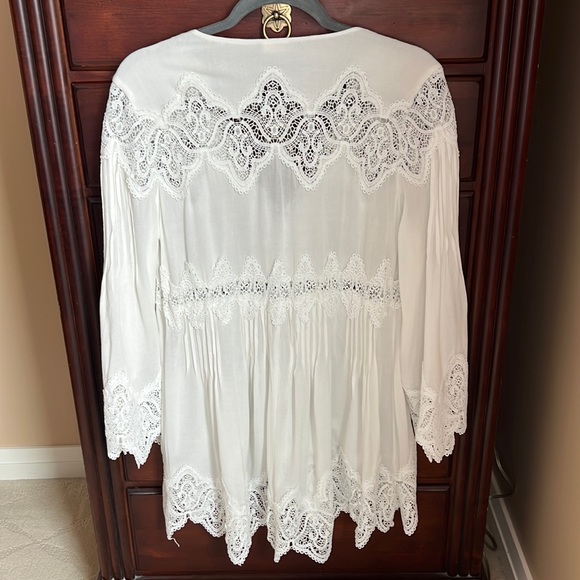 POL Lace Tunic - Picture 5 of 9